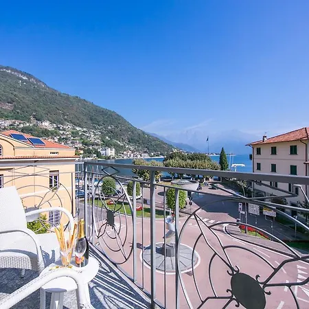 Διαμέρισμα Riva Del Lario