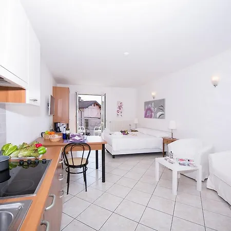 Apartment Riva Del Lario