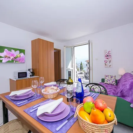 Riva Del Lario Apartment Gravedona