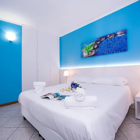 Riva Del Lario Apartment Gravedona