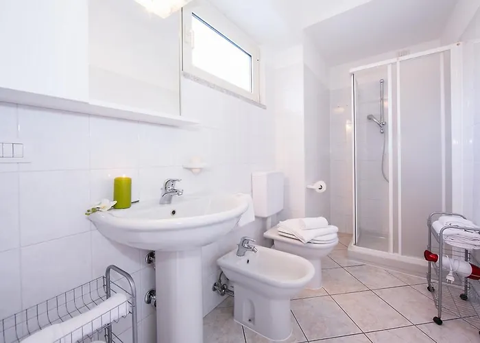 Riva Del Lario Апартаменты Граведона