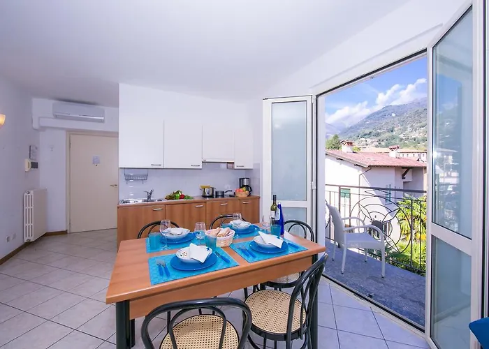 Riva Del Lario Апартаменты Граведона