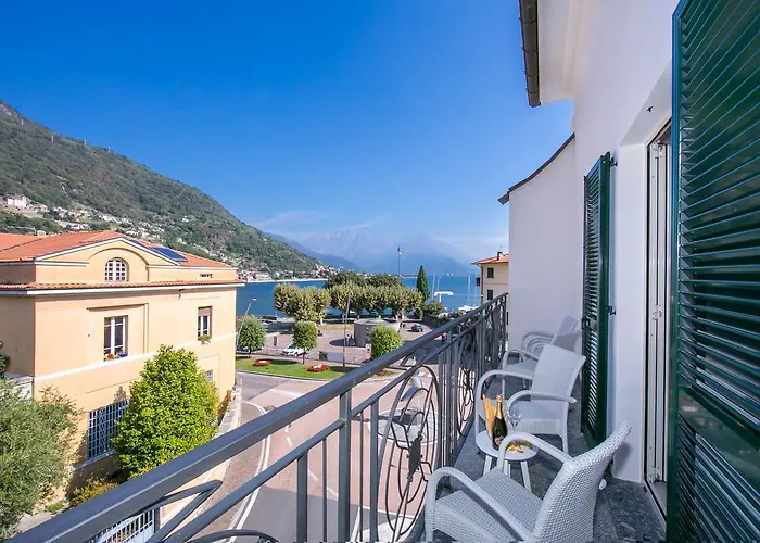 Апартаменты Riva Del Lario *