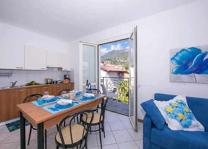 Riva Del Lario Апартаменты