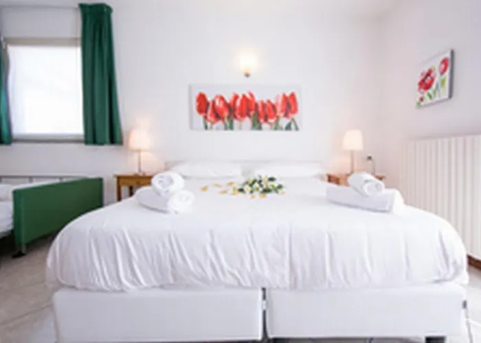 Riva Del Lario Apartment