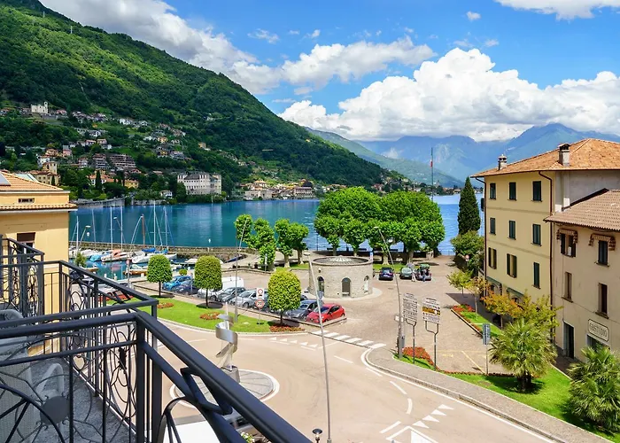 Апартаменты Riva Del Lario *