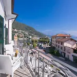 Riva Del Lario 公寓 *